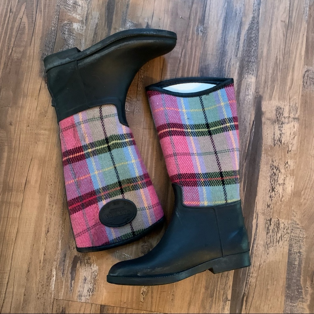 Chooka  Mid Height Black Rubber Rain Boots Size 8M 8 Plaid Upper